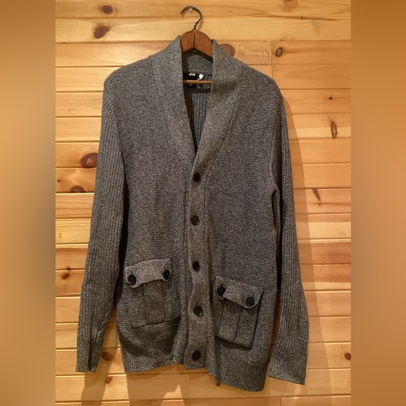 H&M Cardigan - heavy warm. Fits large. I’m 6’3 and it’s great. - Picture 1 of 3